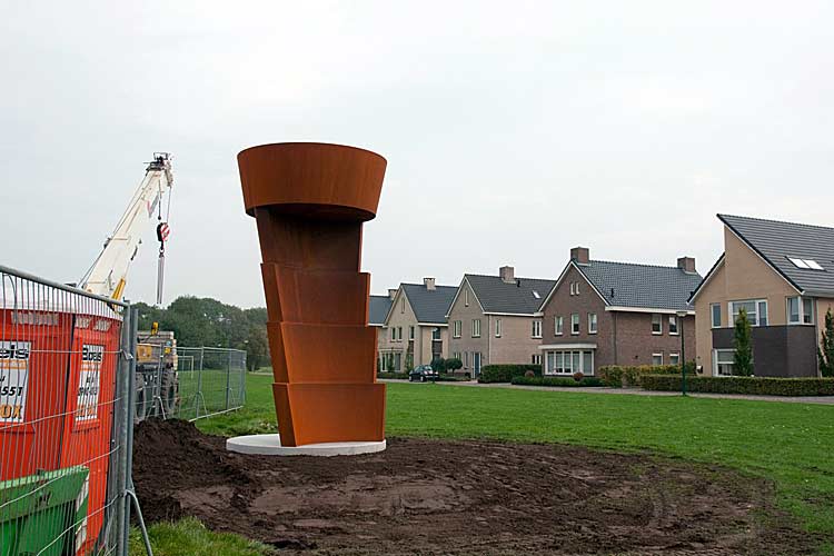 Het beeld voor Heilaren-Noord is geplaatst.